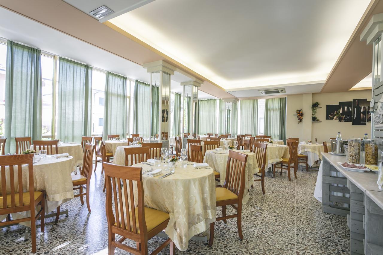 Hotel Del Falco تّشيرفييا المظهر الخارجي الصورة